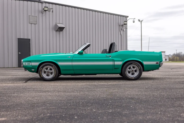 Vehicle image 40